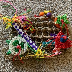 Balacoo Parrot Climbing Net Bird Chewing Toy - Foraging Toy NEW NEVER USED